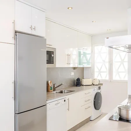 Banus - Brand New Luxury Duplex - Puerto Banus Marina - 2br - 2ba - Spectacular Mediterranean Views - Heart Of Puerto Banus - Steps From El Corte Ingles Luxury Shopping - Surrounded By Restaurants & Nightlife Апартаменты