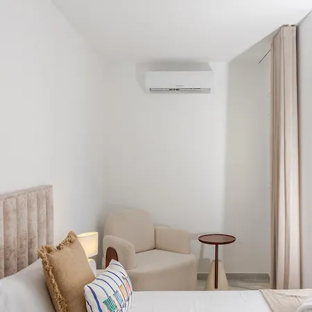 Banus - Brand New Luxury Duplex - Puerto Banus Marina - 2br - 2ba - Spectacular Mediterranean Views - Heart Of Puerto Banus - Steps From El Corte Ingles Luxury Shopping - Surrounded By Restaurants & Nightlife Апартаменты