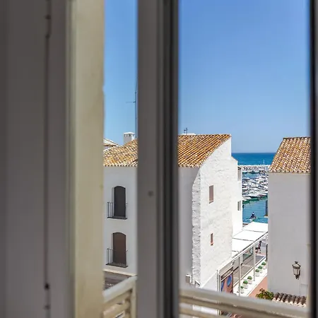 Banus - Brand New Luxury Duplex - Puerto Banus Marina - 2br - 2ba - Spectacular Mediterranean Views - Heart Of Puerto Banus - Steps From El Corte Ingles Luxury Shopping - Surrounded By Restaurants & Nightlife Апартаменты Марбелья