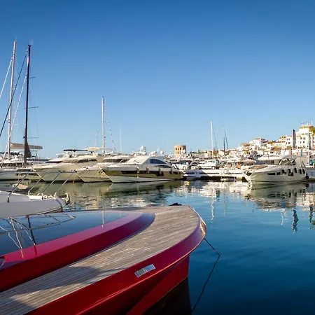 Banus - Brand New Luxury Duplex - Puerto Banus Marina - 2br - 2ba - Spectacular Mediterranean Views - Heart Of Puerto Banus - Steps From El Corte Ingles Luxury Shopping - Surrounded By Restaurants & Nightlife Апартаменты
