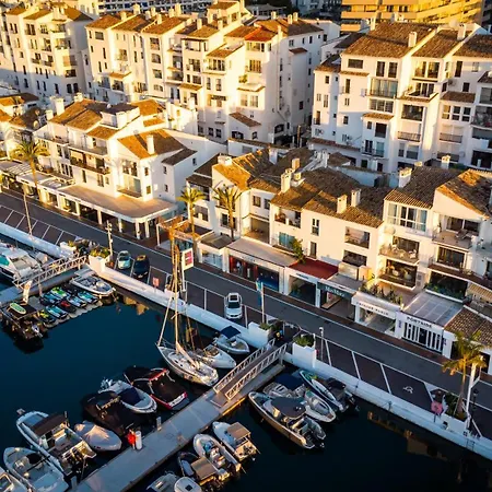 Banus - Brand New Luxury Duplex - Puerto Banus Marina - 2br - 2ba - Spectacular Mediterranean Views - Heart Of Puerto Banus - Steps From El Corte Ingles Luxury Shopping - Surrounded By Restaurants & Nightlife Марбелья