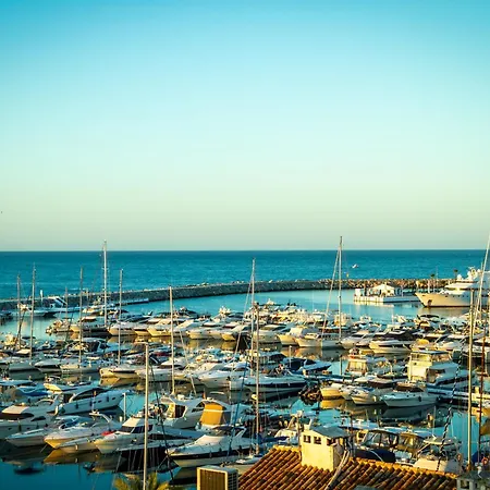 Апартаменты Banus - Brand New Luxury Duplex - Puerto Banus Marina - 2br - 2ba - Spectacular Mediterranean Views - Heart Of Puerto Banus - Steps From El Corte Ingles Luxury Shopping - Surrounded By Restaurants & Nightlife Марбелья